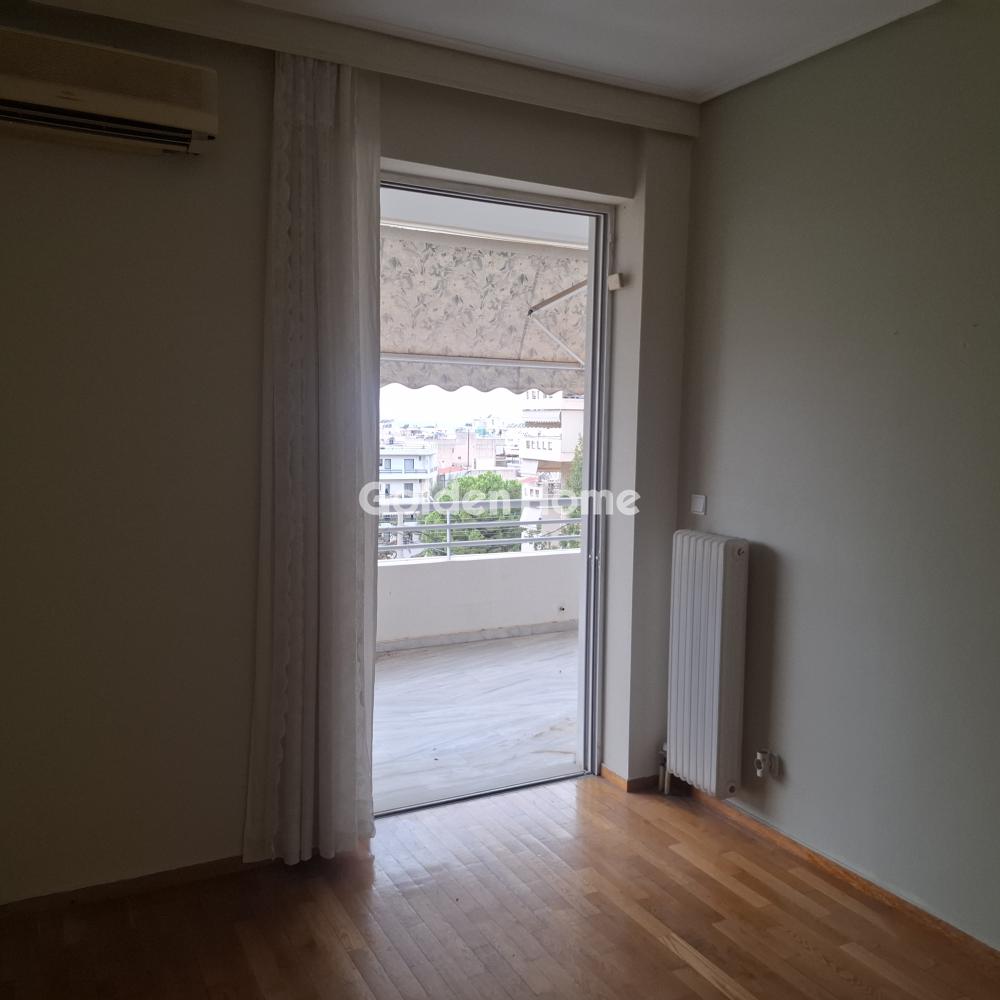 apartment in Alimos — Photo 15 of 23