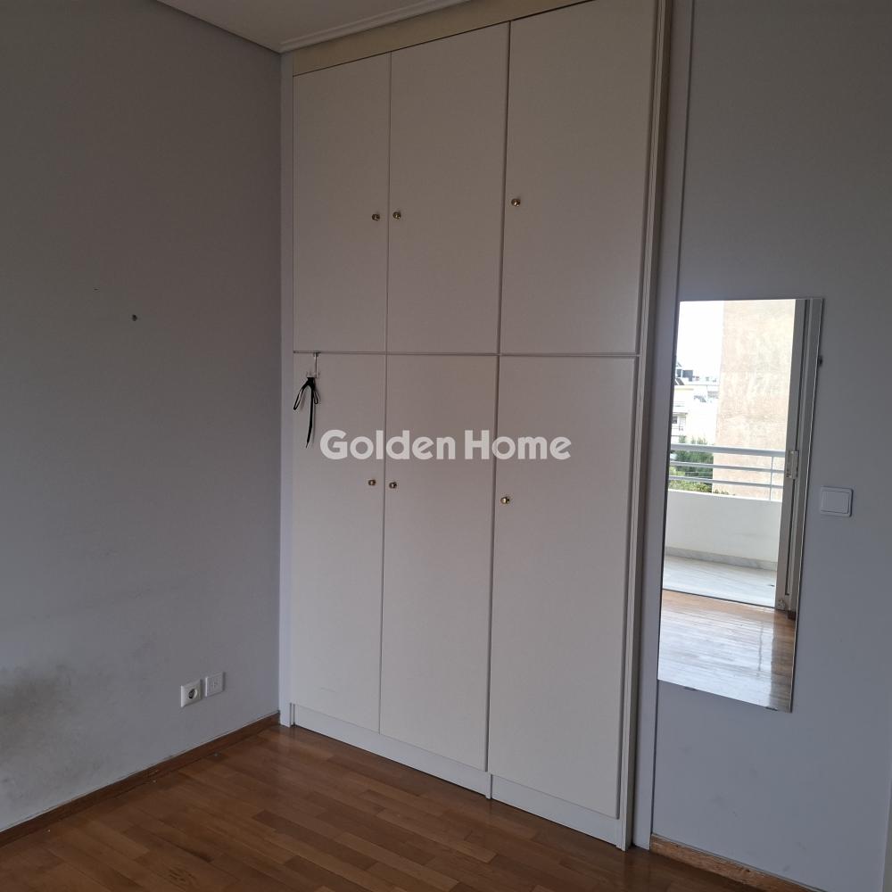 apartment in Alimos — Photo 16 of 23