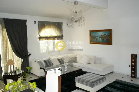 Floor Maisonette 190m<sup>2</sup> for rent photo 4