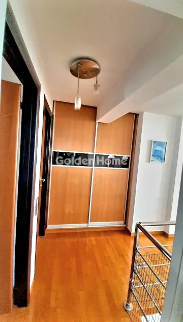 Floor Maisonette 190m<sup>2</sup> for rent photo 105
