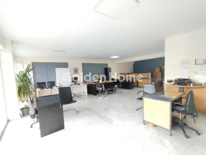 Office 105m<sup>2</sup> for rent photo 1