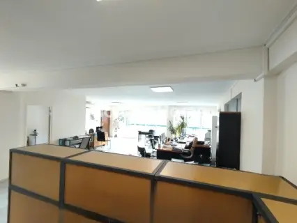 Office 105m<sup>2</sup> for rent photo 4