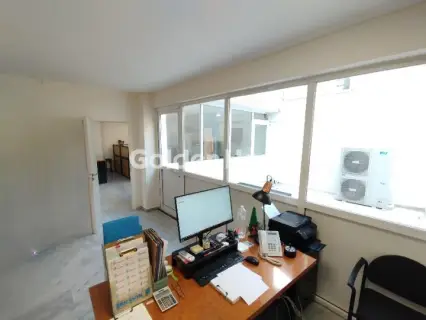 Office 105m<sup>2</sup> for rent photo 11