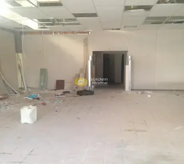 店铺 340m<sup>2</sup> for rent photo 1367970