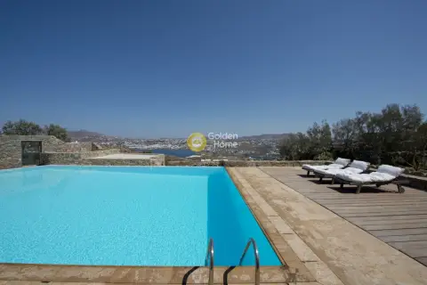 Villa 430m<sup>2</sup> for rent photo 1