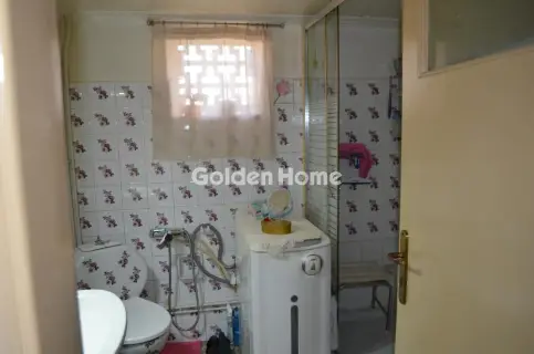 Building 215m<sup>2</sup> for sale photo 37