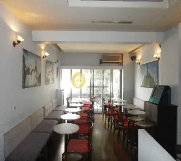 店铺 68m<sup>2</sup> for rent photo 2