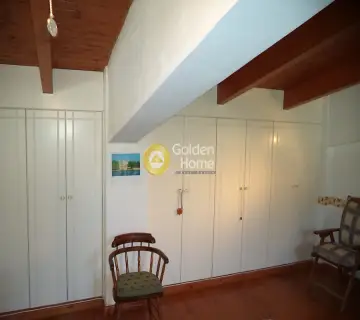Independent Maisonette 300m<sup>2</sup> for sale photo 0