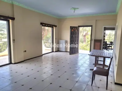 House 250m<sup>2</sup> for rent photo 3