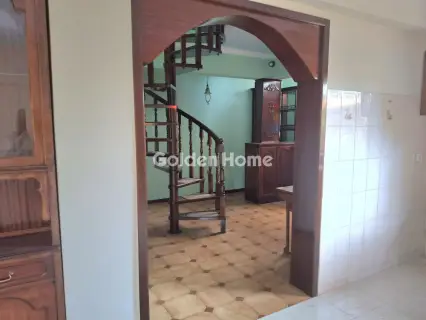 House 250m<sup>2</sup> for rent photo 21