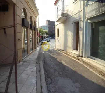 Οικιστικό 180τ.μ. προς πώληση φωτογραφία 2