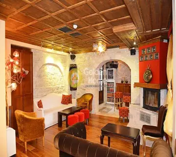 Hotel 400m<sup>2</sup> for sale photo 18