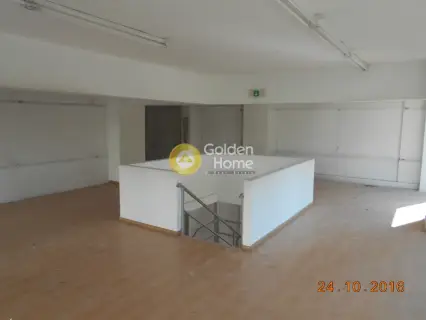 店铺 141m<sup>2</sup> for rent photo 3