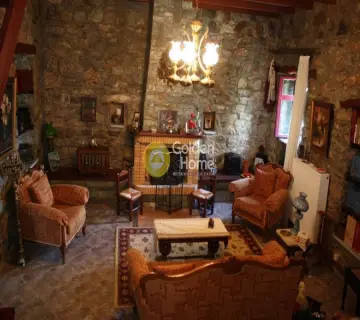 Independent Maisonette 200m<sup>2</sup> for sale photo 15