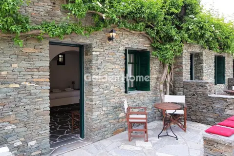 Hotel 3400m<sup>2</sup> for sale photo 2