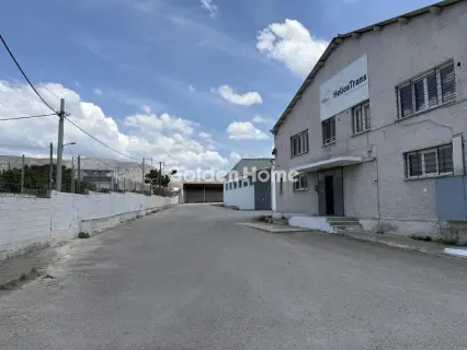 仓库 2250m<sup>2</sup> for rent photo 5455382