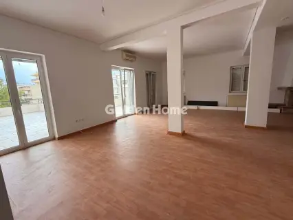 Floor Apartment 240m<sup>2</sup> for rent photo 4