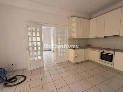 Floor Apartment 240m<sup>2</sup> for rent photo 5