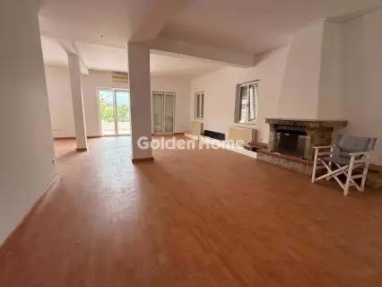 Floor Apartment 240m<sup>2</sup> for rent photo 2
