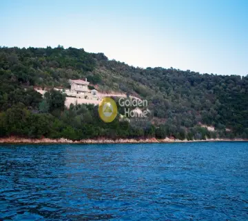 House 230m<sup>2</sup> for sale photo 1