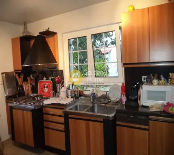 Independent Maisonette 300m<sup>2</sup> for sale photo 2