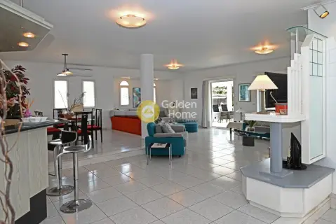 House 350m<sup>2</sup> for sale photo 52