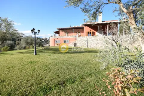 House 220m<sup>2</sup> for sale photo 1287485