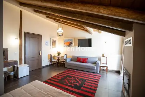 Hotel 1780m<sup>2</sup> for sale photo 5142253