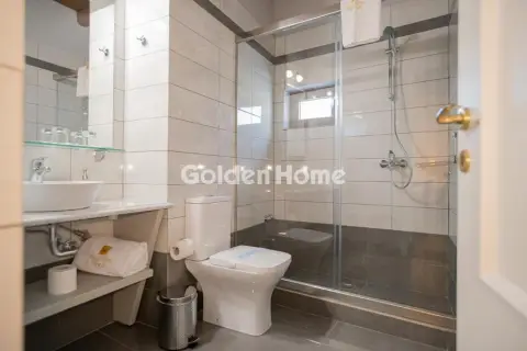 Hotel 1780m<sup>2</sup> for sale photo 5142258