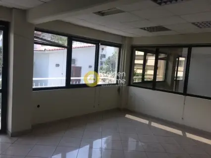 Office 180m<sup>2</sup> for rent photo 10