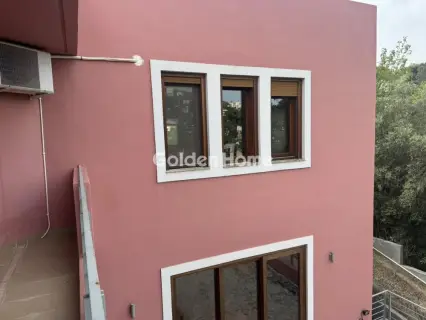 Independent Maisonette 225m<sup>2</sup> for rent photo 27