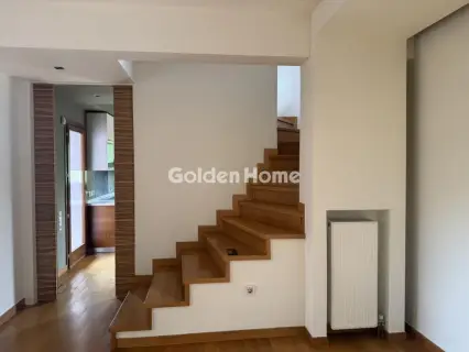 Independent Maisonette 225m<sup>2</sup> for rent photo 9