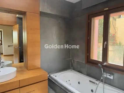 Independent Maisonette 225m<sup>2</sup> for rent photo 17
