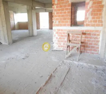 Apartment 175m<sup>2</sup> for rent photo 4