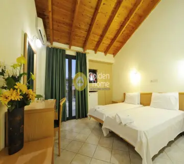 Hotel 2400m<sup>2</sup> for sale photo 15