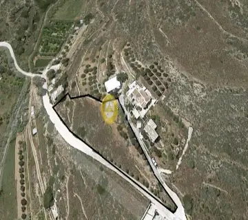 Residential 1570m<sup>2</sup> for sale photo 1217077