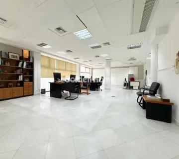 Office 232m<sup>2</sup> for sale photo 1