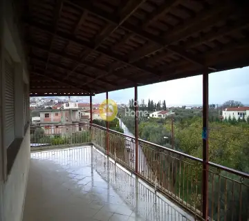 Independent Maisonette 450m<sup>2</sup> for sale photo 9