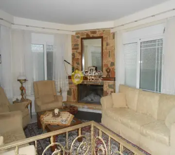Independent Maisonette 190m<sup>2</sup> for sale photo 1169662