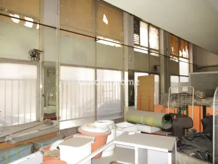 Store 105m<sup>2</sup> for rent photo 23