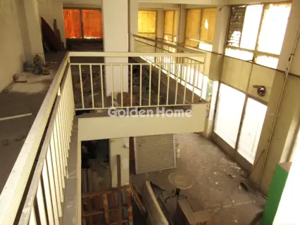 Store 105m<sup>2</sup> for rent photo 32