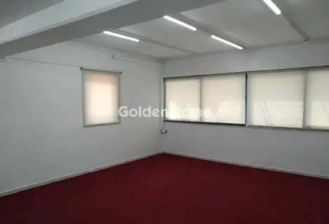 Office 140m<sup>2</sup> for rent photo 2