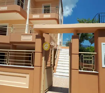 独立复式小屋 165m<sup>2</sup> for sale photo 1