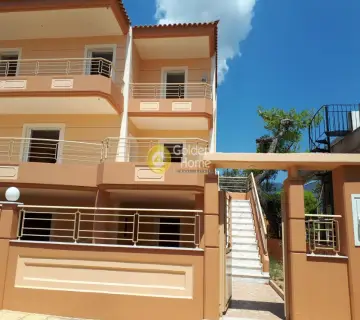 独立复式小屋 165m<sup>2</sup> for sale photo 2