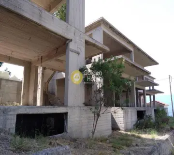 Building 750m<sup>2</sup> for sale photo 3