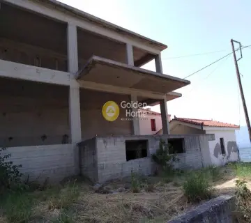 Building 750m<sup>2</sup> for sale photo 1