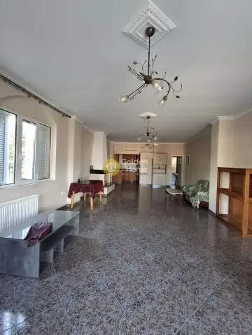 公寓楼层 125m<sup>2</sup> for rent photo 2