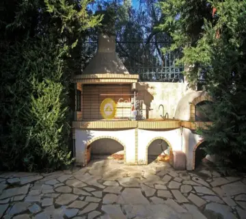 House 310m<sup>2</sup> for sale photo 1349484