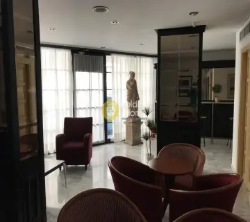 Hotel 800m<sup>2</sup> for sale photo 5