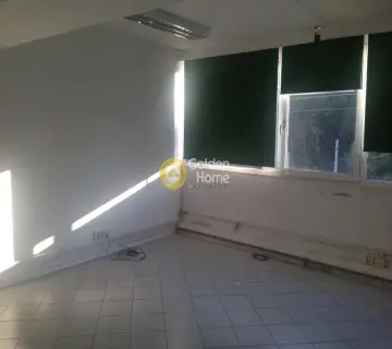 Office 284m<sup>2</sup> for rent photo 2